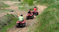 Vrijgezellendag quad rijden in de provincie Groningen