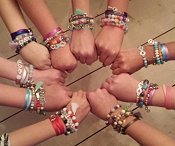 ZIZI Workshops Ibiza armbandjes maken